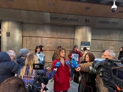 Martxoaren 17ko greba deialdia erregistratu dute sindikatuek